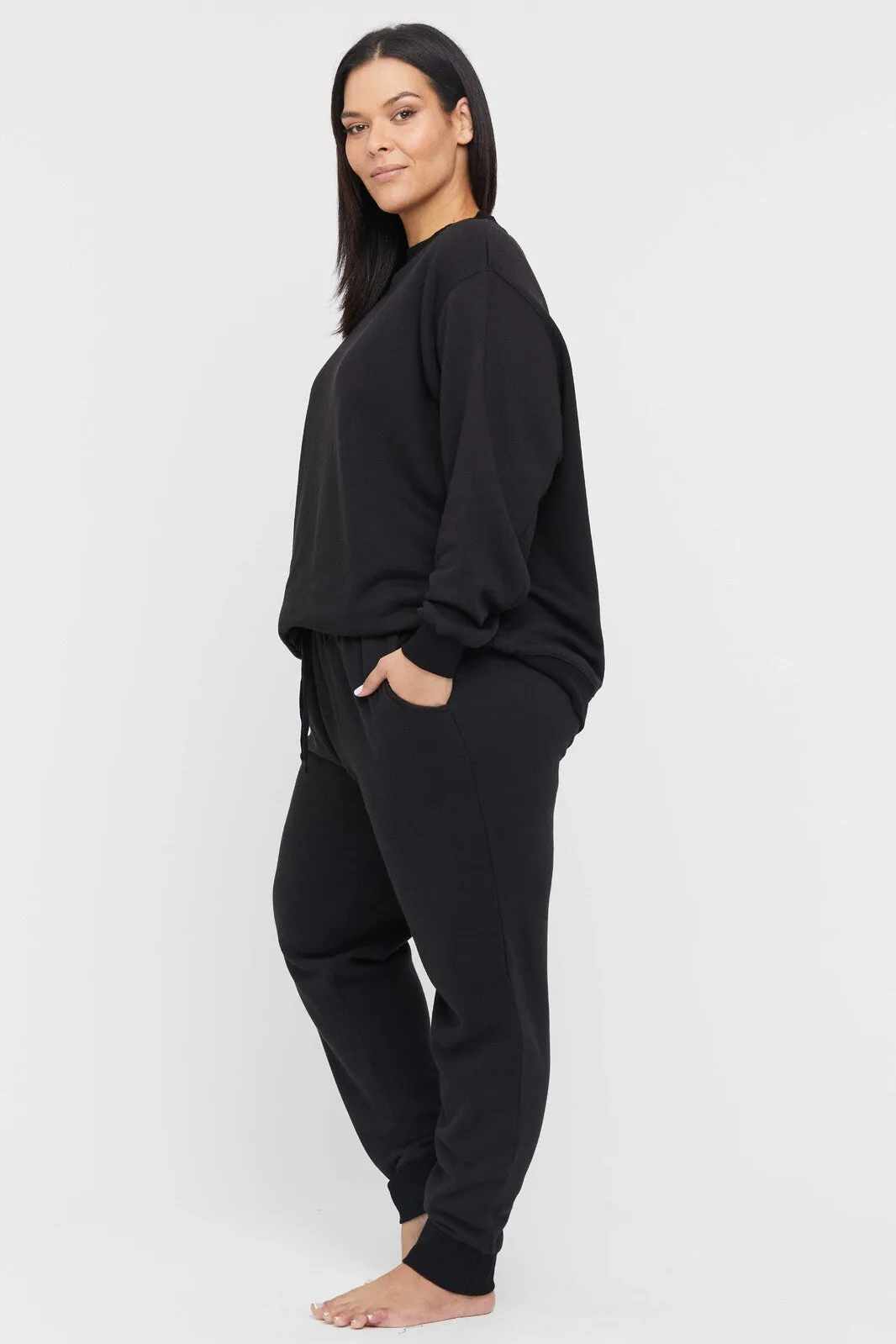 Bamboo Slouch Trackpant - Black