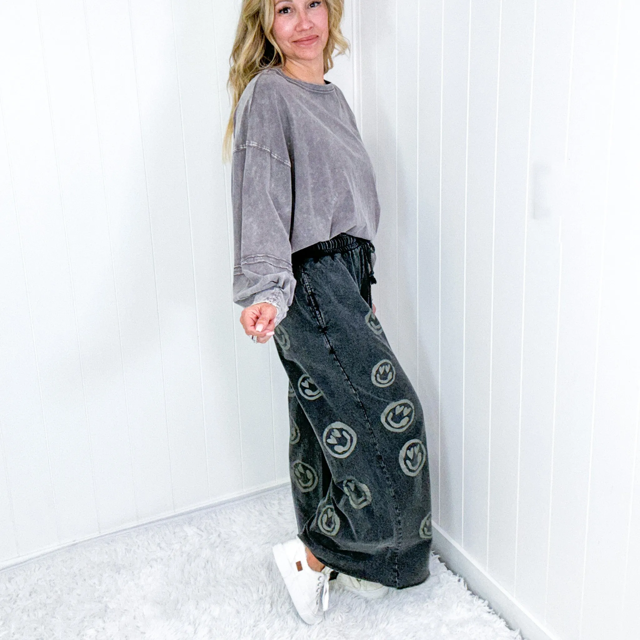 Be Happy Cropped Wide Leg Raw Hem Palazzo Pants in Washed Black