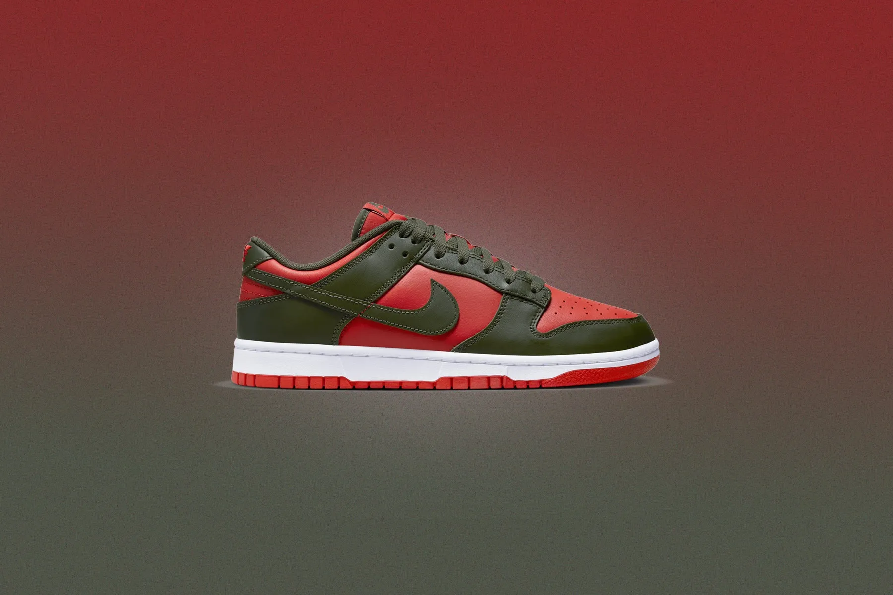 Dunk Low Retro - Mystic Red/Cargo Khaki/White