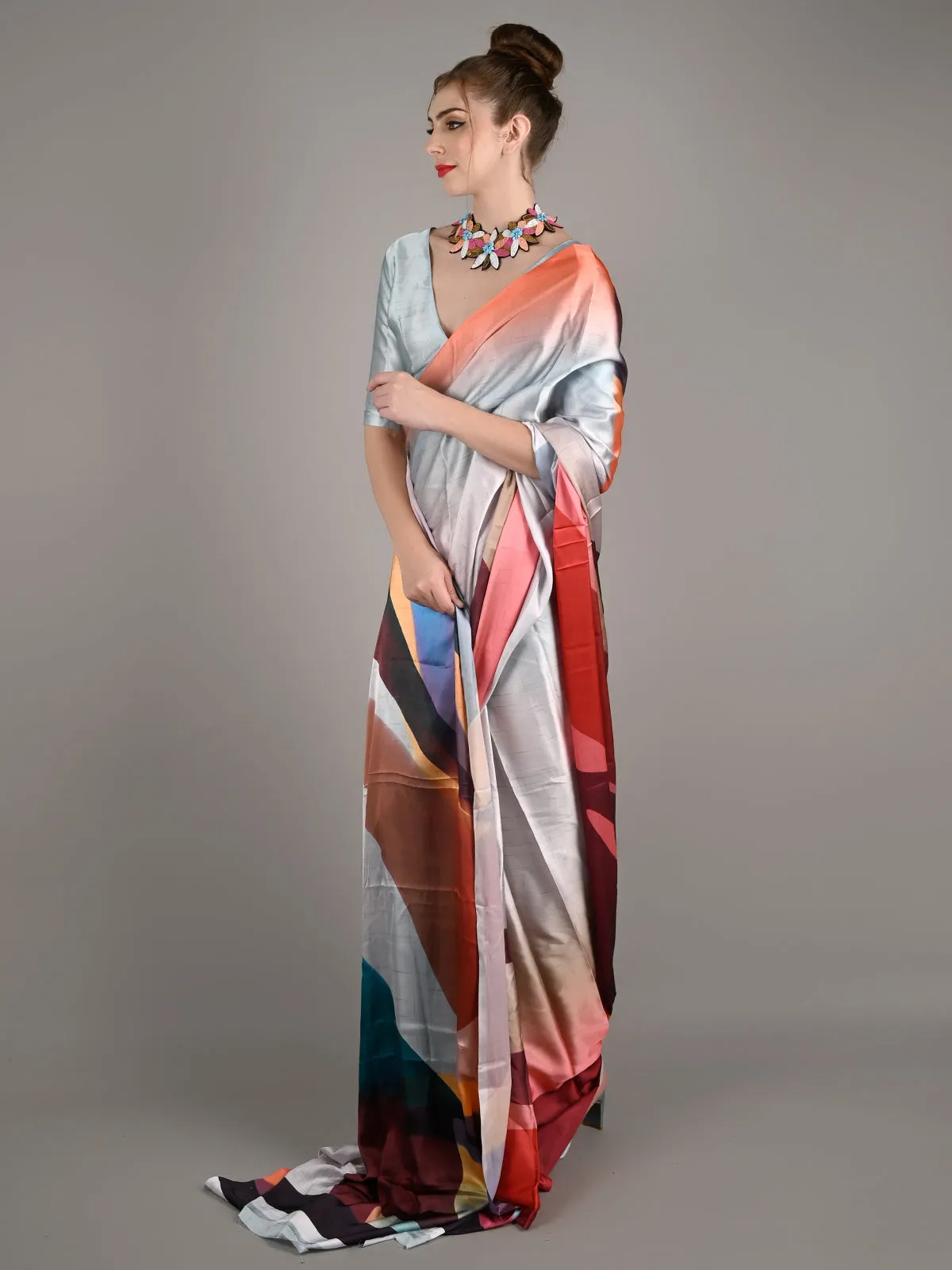 Odette Women Multicolor Satin Crepe Printed Saree With Unstitched Blouse