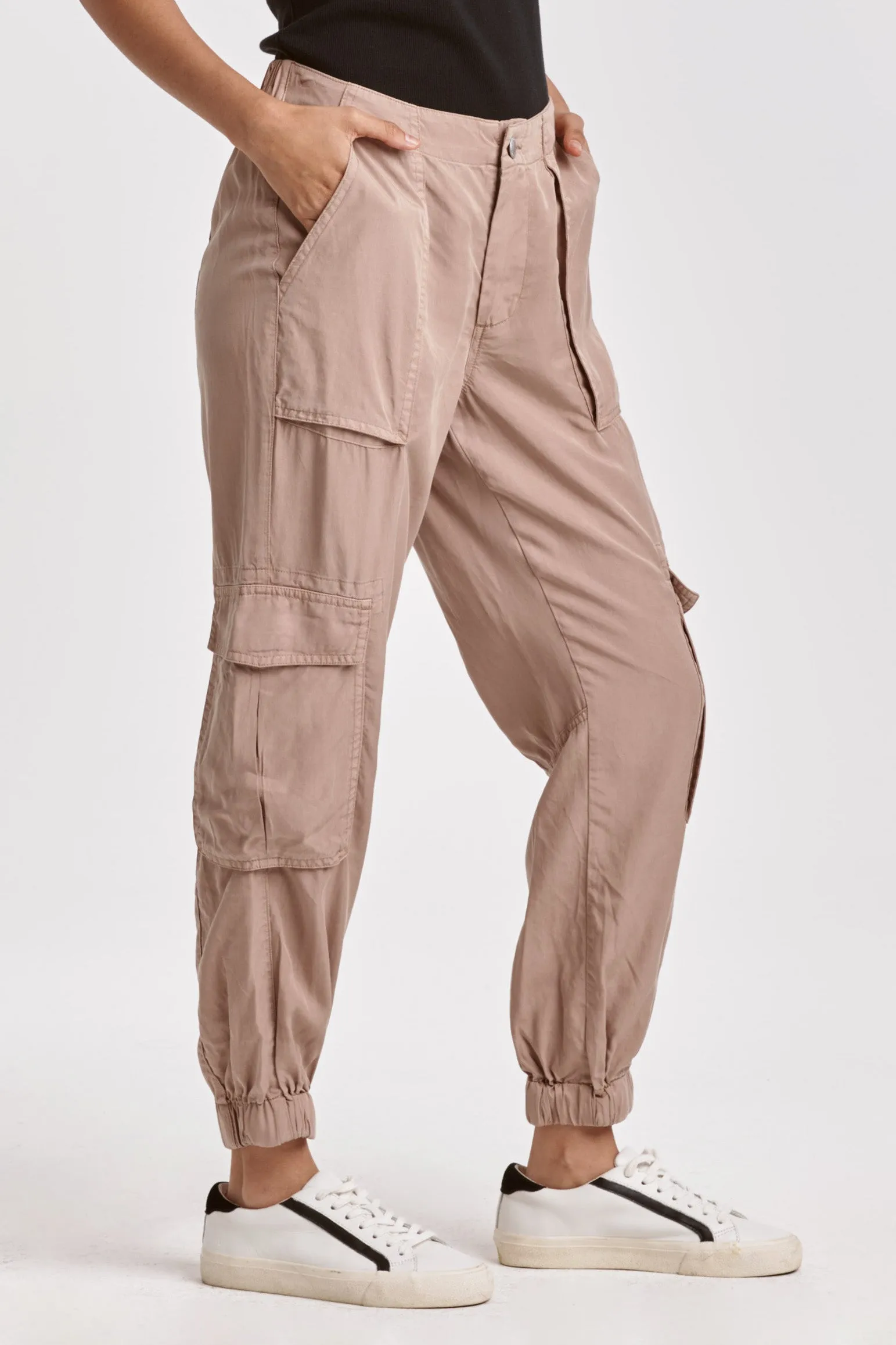 Sandy Super High Rise Ankle Trouser Pants