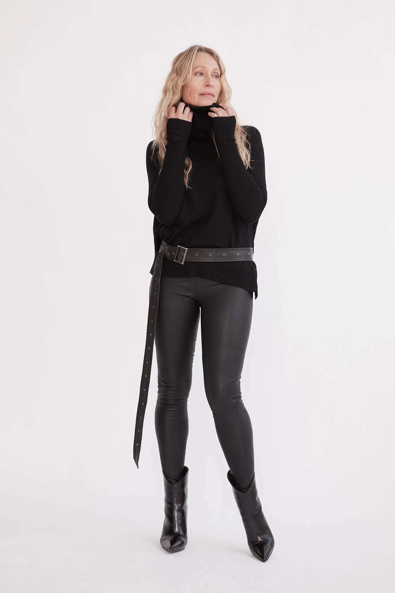 West Broadway Sleek Leather Leggings Black