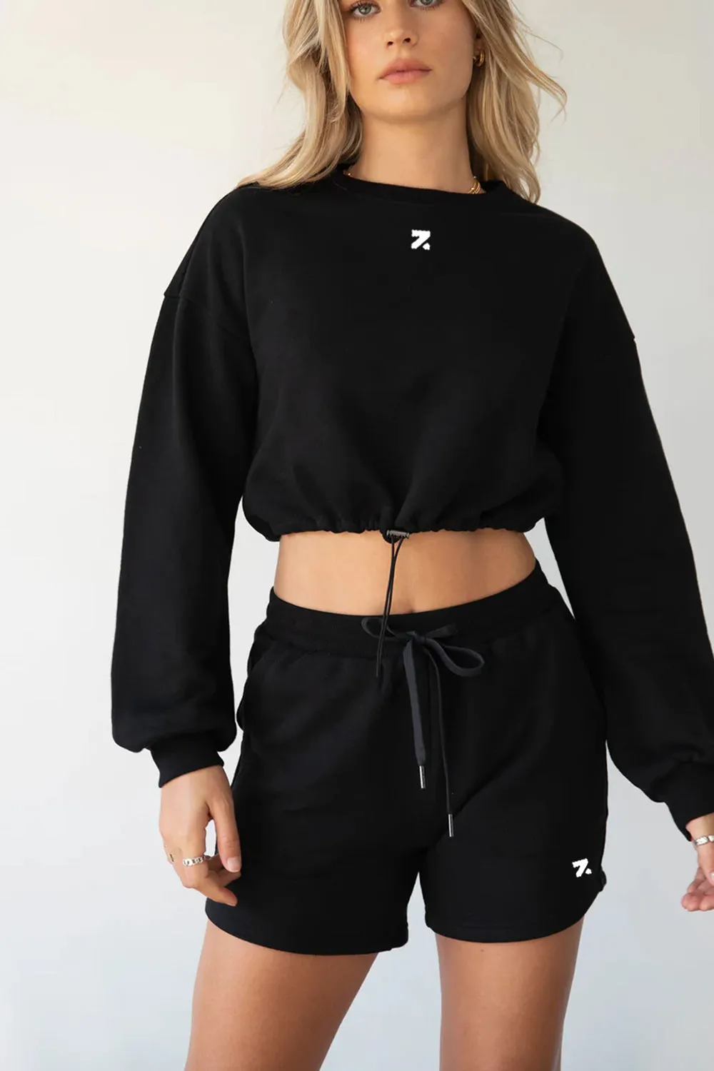 Willow Black Sweatshirt